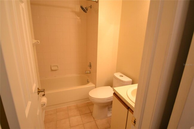 Building Photo - 3379 Fox Hunt Dr