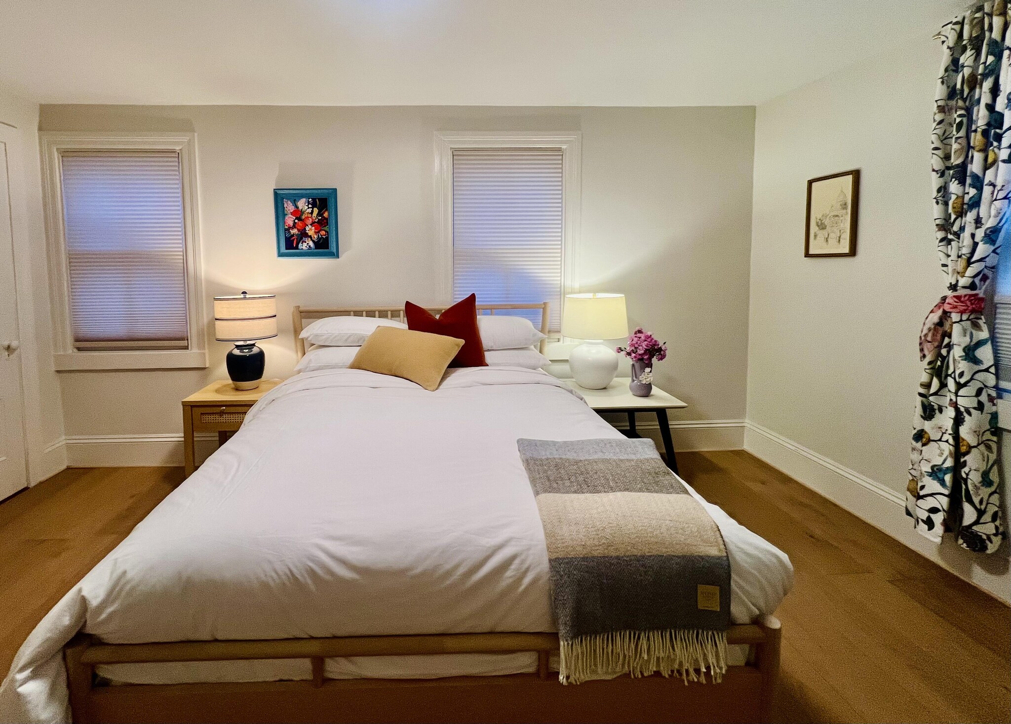 Building Photo - 214 Bowen St