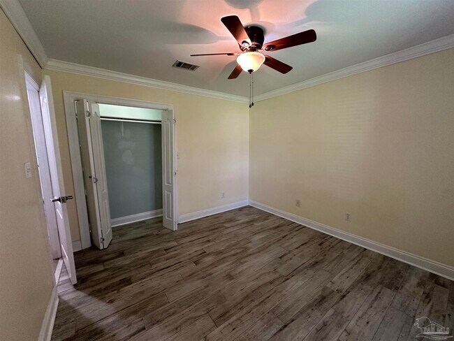 Building Photo - 1611 Luzon Ln