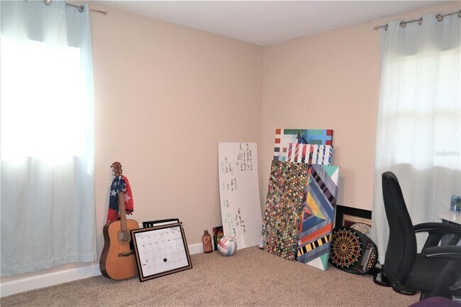 Building Photo - 1468 S Evergreen Ave