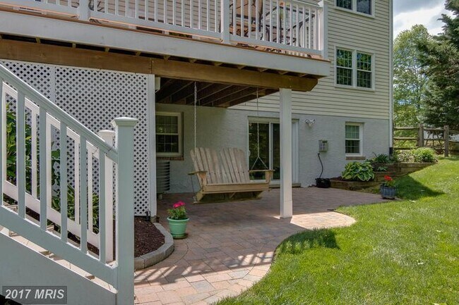 Building Photo - 3715 Valerie Carol Ct