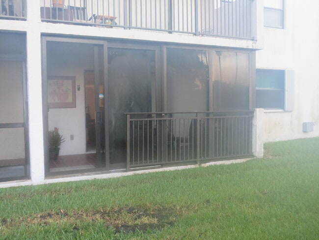 Building Photo - 16091 Blatt Blvd