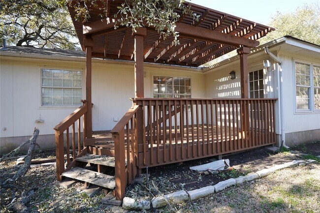 Building Photo - 5702 Fitchwood Ln