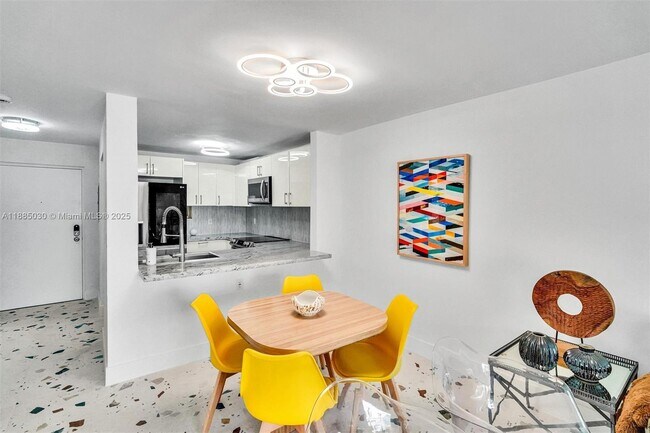 Building Photo - 3527 NE 168th St