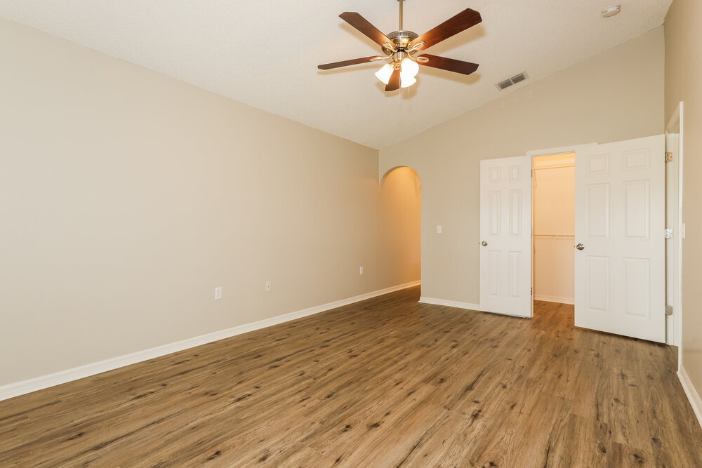 Building Photo - 12932 Kings Lake Dr