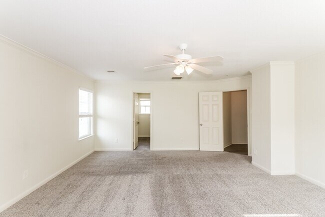 Building Photo - 2727 Skyview Grove Ct
