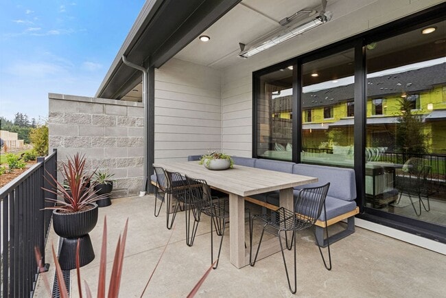 Building Photo - 6907 NE 132nd Way