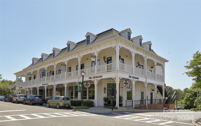 Building Photo - 599 6th Baxter Crossing