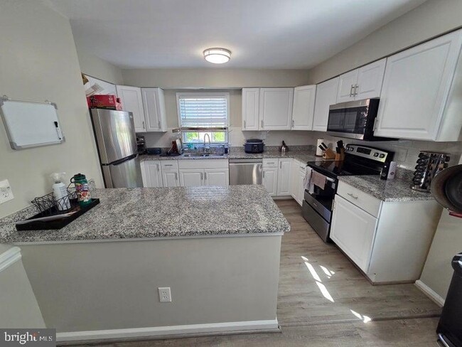Building Photo - 2573 Windbreak Dr