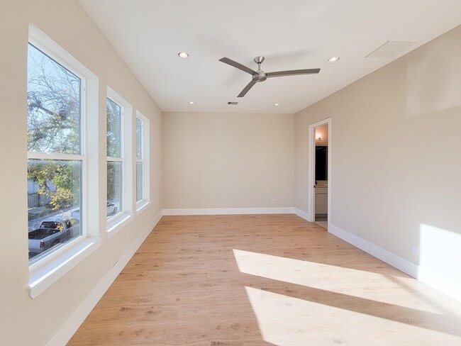 Building Photo - 5613 Leonard St