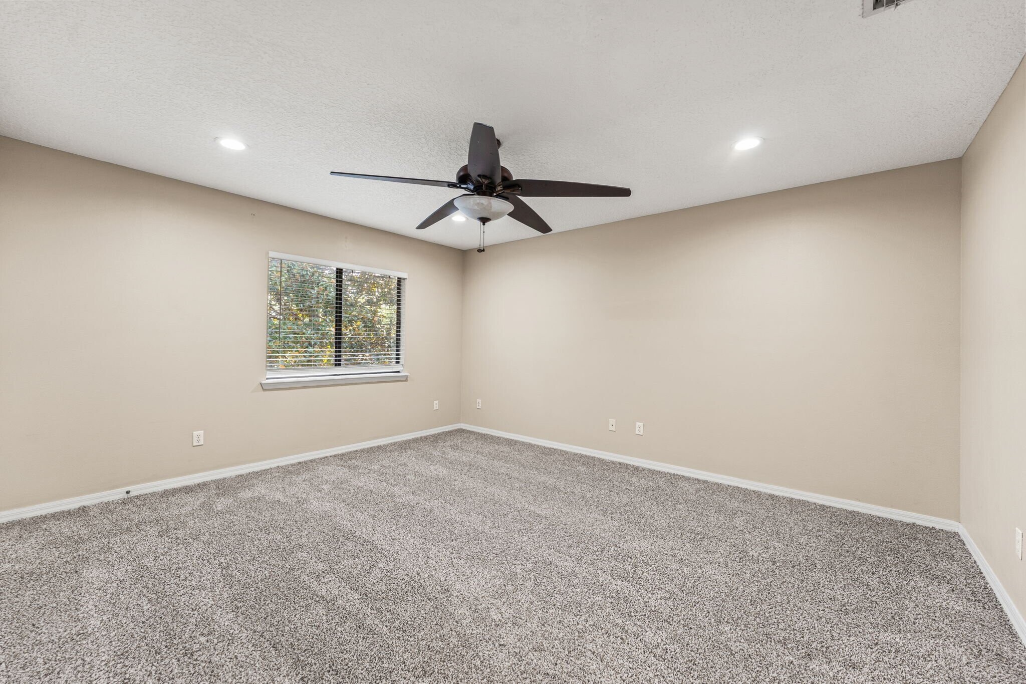 Building Photo - 4613 Gerber Ct