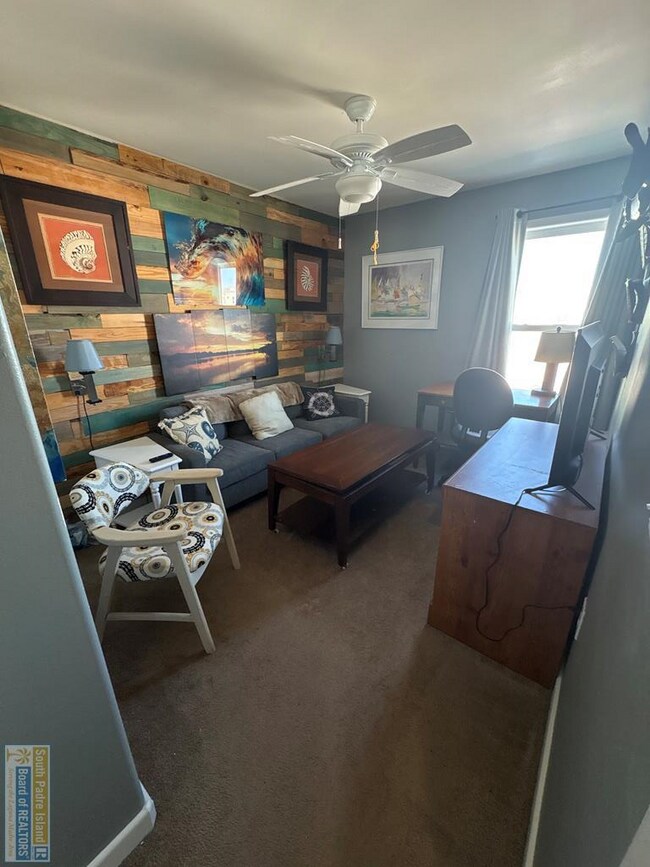 Building Photo - 123 Las Joyas Blvd