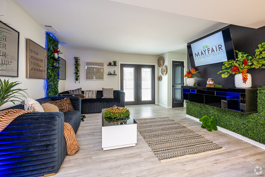 Primary Photo - The Mayfair Apartment Homes