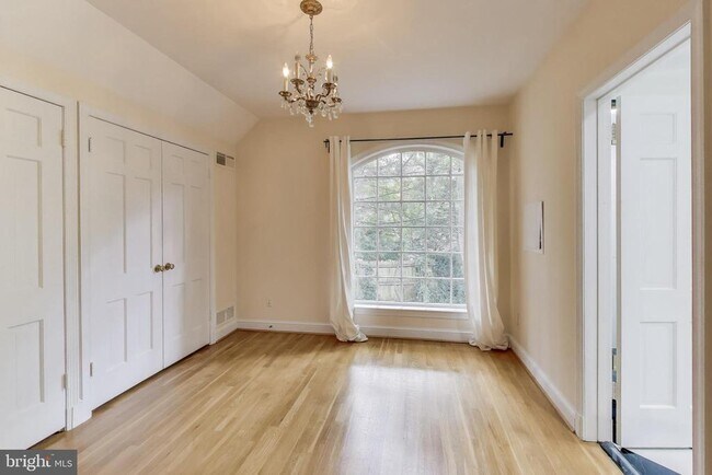 Building Photo - 7308 Burdette Ct