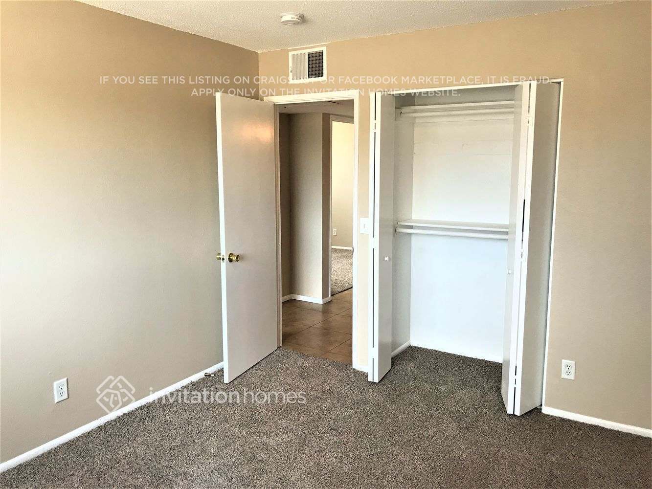 Building Photo - 3409 W Poinsettia Dr