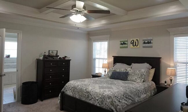 Building Photo - Luxury Living in Valdosta: Elegant 4BR/2BA...