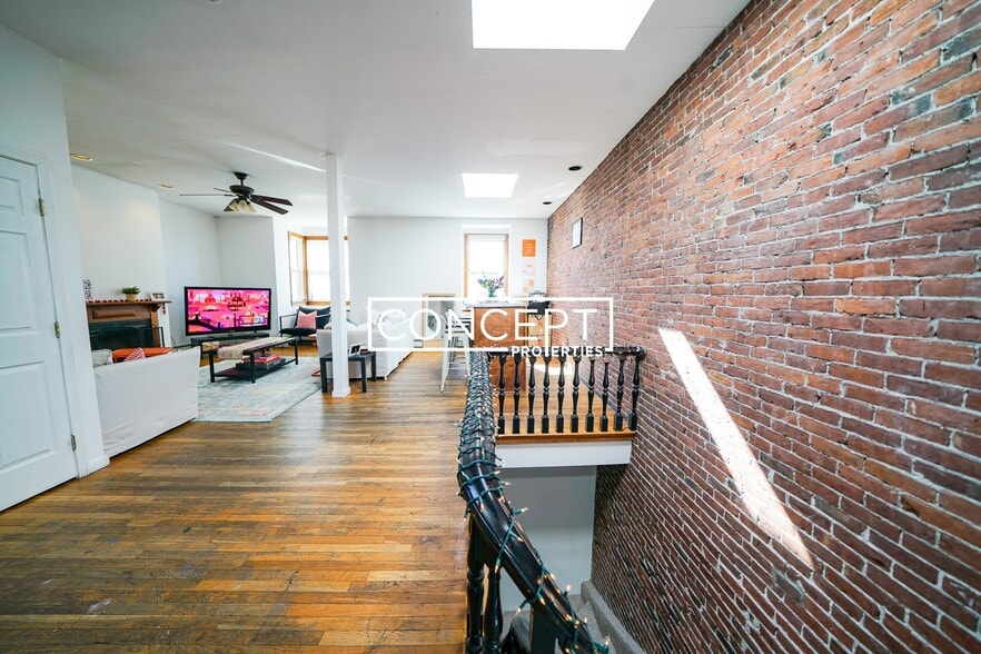 Building Photo - 486 Massachusetts Ave