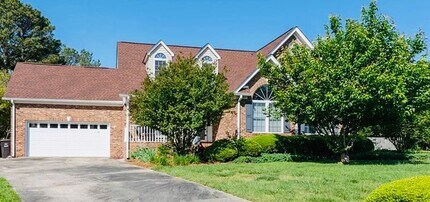 Building Photo - Exclusively Offered by Muse Realty, LLC