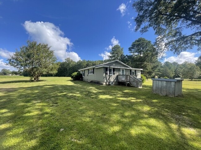 Building Photo - 2 bd 1 ba