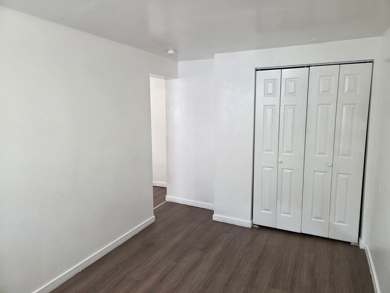 Building Photo - 338 N 300 W