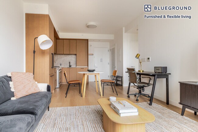 Building Photo - 655 Union St