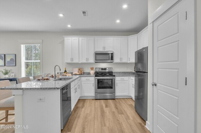 Building Photo - 4021 Gibb Ct