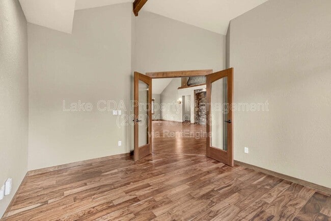 Building Photo - 8668 N Stable Trace Ct