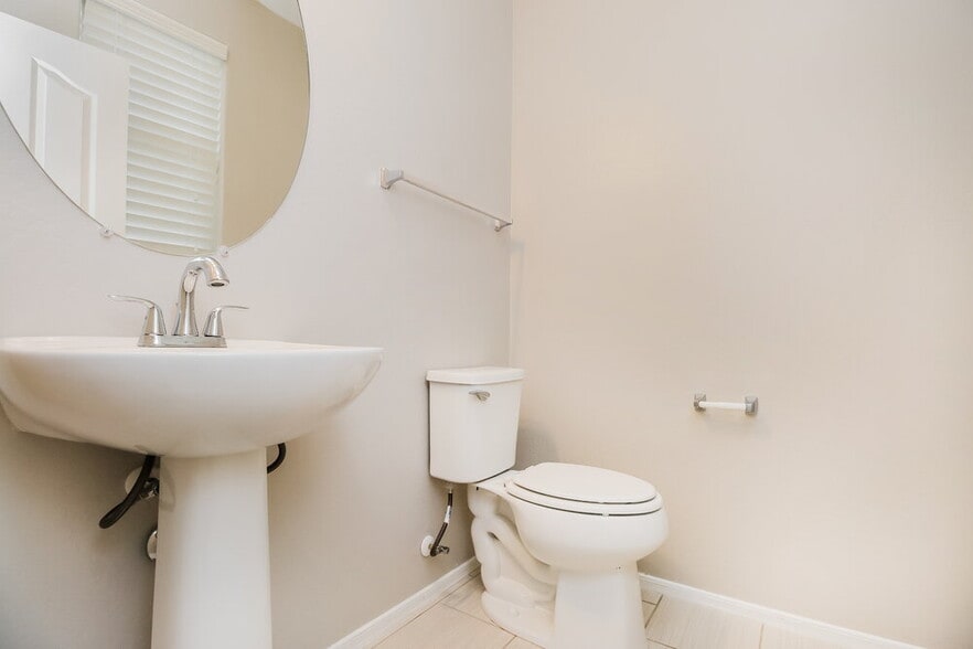 Building Photo - 508 N Ranger Trail