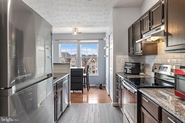 Building Photo - 700 Orchard Overlook Orch