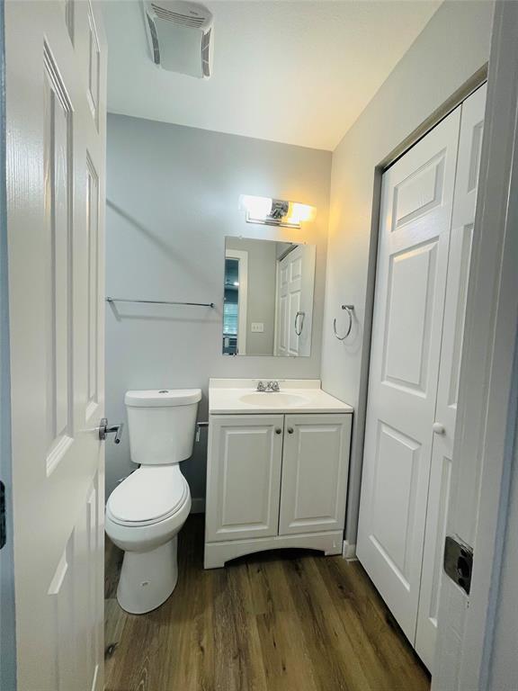 Building Photo - 9205 Georgian Dr