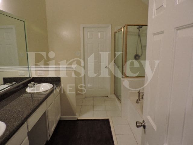 Building Photo - 8554 Mill Farm Cove