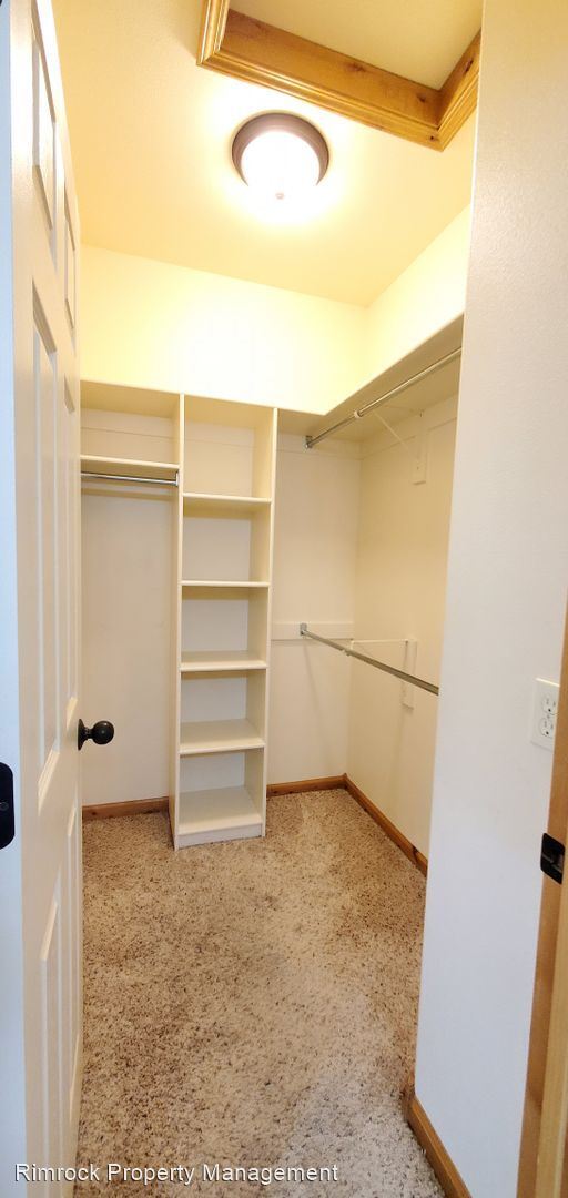 Building Photo - 3 br, 2 bath House - 5820 Kit Ln. S.