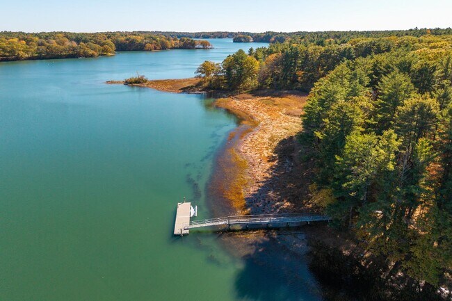 Building Photo - 100 Shepard's Cove Rd