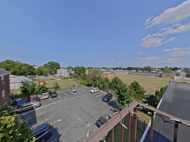 Building Photo - 85 E Squantum St