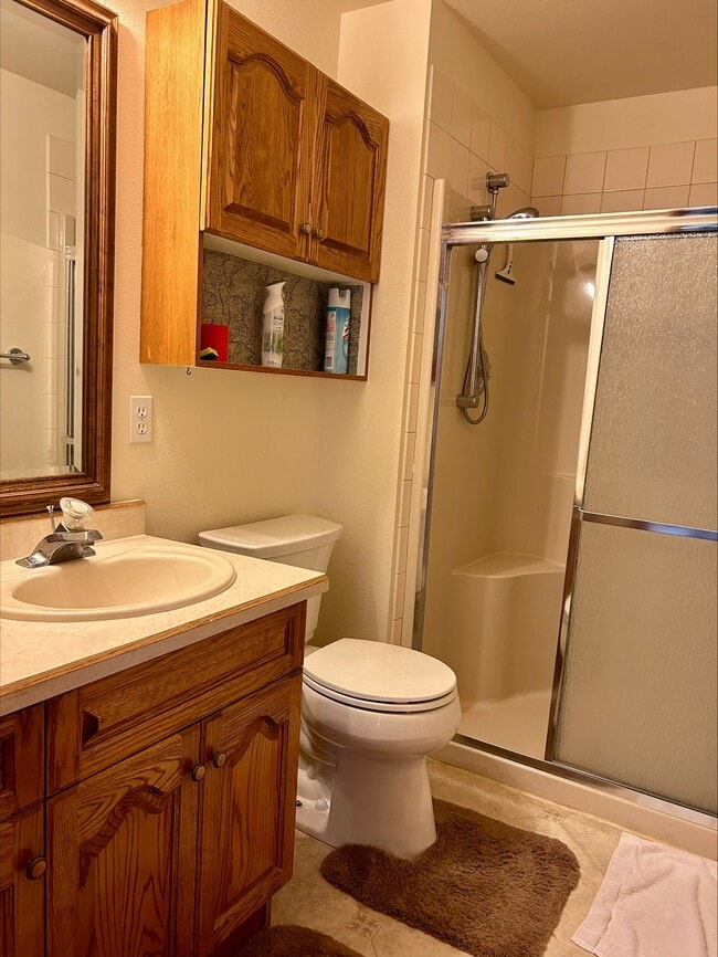 Building Photo - 4739 S Golf Course Dr