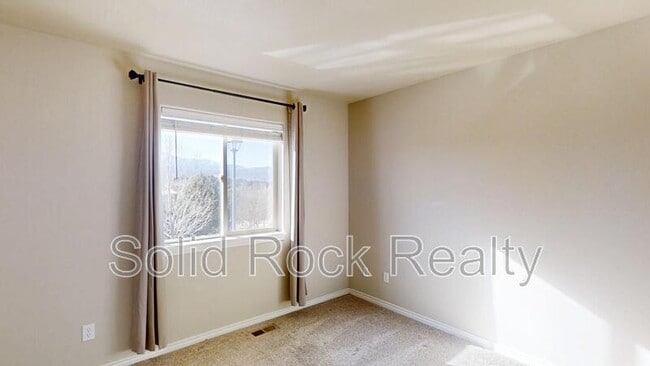 Building Photo - 6161 Kingdom Vw