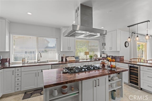 Building Photo - 2390 Nalin Dr