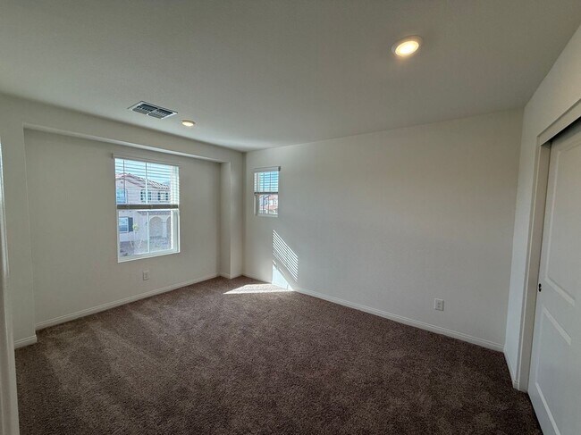 Building Photo - 3609 Canico Ln