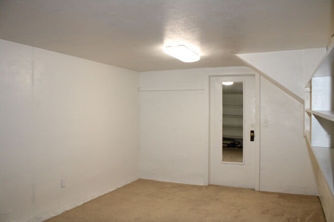 Building Photo - 500 Civic Center St