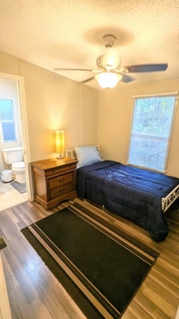 Building Photo - 3738 Vickery Dr