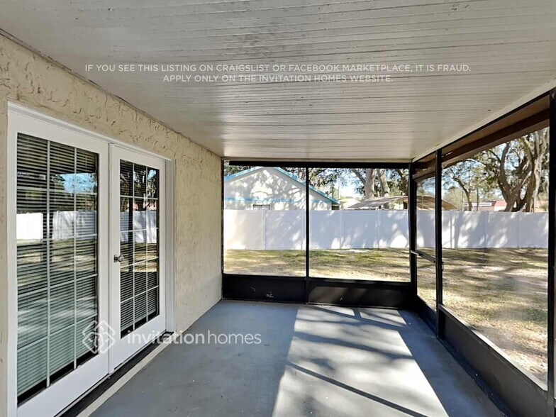 Building Photo - 709 Sandy Creek Dr