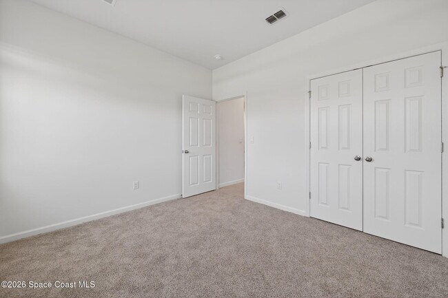 Building Photo - 830 Remington Green Dr SE