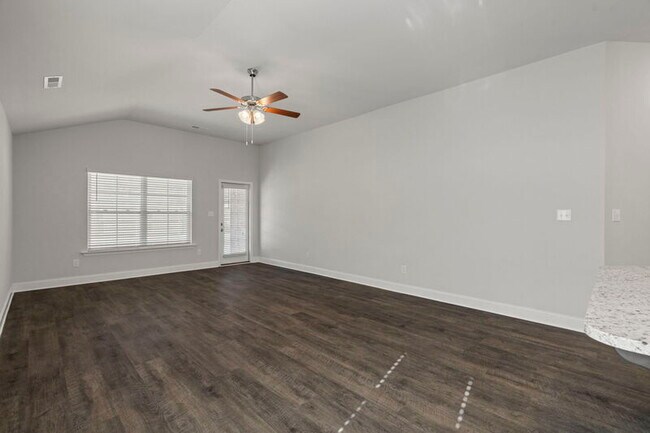 Building Photo - 9102 Eagle Trce Dr SE