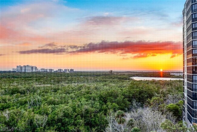Primary Photo - 455 Cove Tower Dr