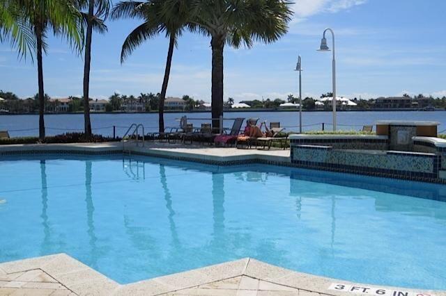 Building Photo - 110 Yacht Club Way