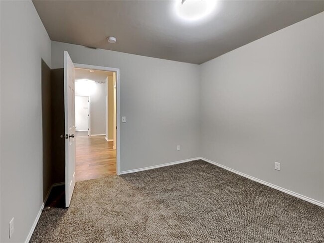 Building Photo - 11545 NW 100th St