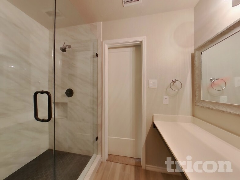 Building Photo - 12632 Shady Cedar Dr