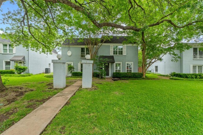 Building Photo - 6109 Bullard Dr