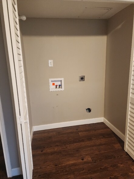 Building Photo - 1411 Tangora Ln