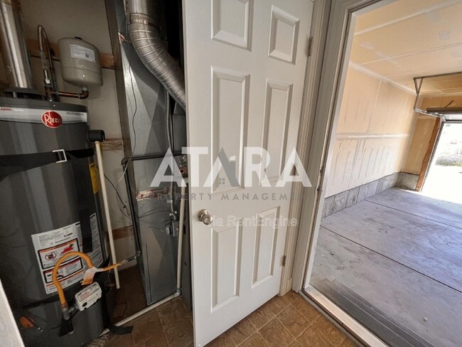 Building Photo - 2473 W 5400 S